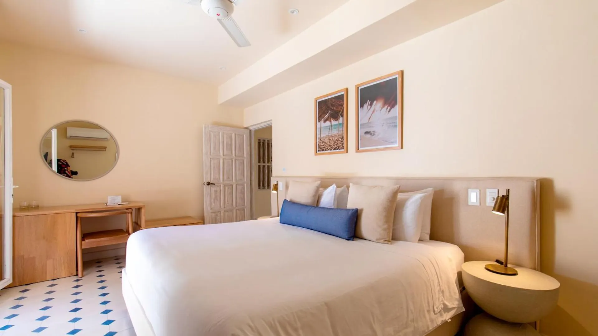 B Haus Hotel Boutique Cartagena 4*,  Colômbia